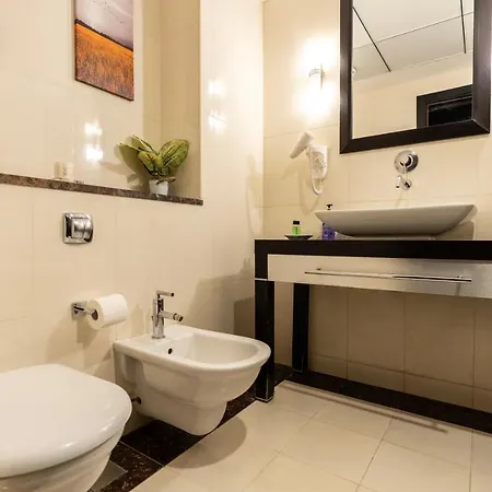 Beautiful Huge 2 Bed Room Apartment Dubai Exterior photo